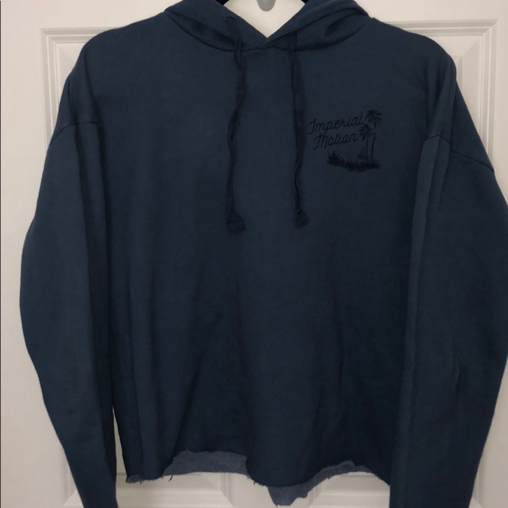 Blue cropped hoodie, surf
